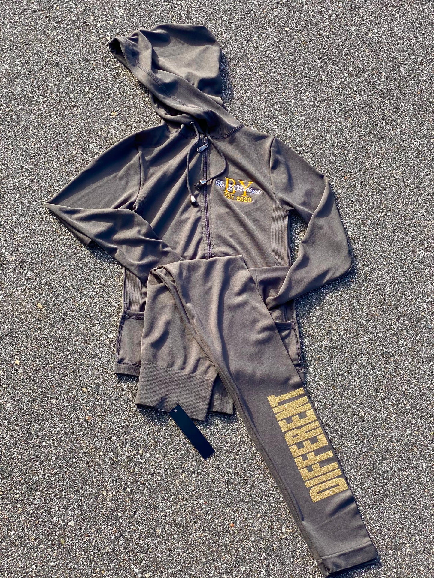BY Signature Fitted 2pc set